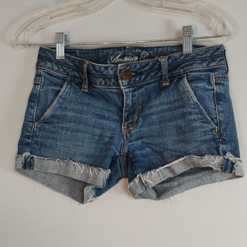 American Eagle Outfitters Blue Jean Shorts Rolled Raw Hem Distressed Size 2